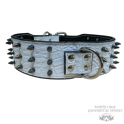 J12 - 2 1/2" Spiked Leather Dog Collar