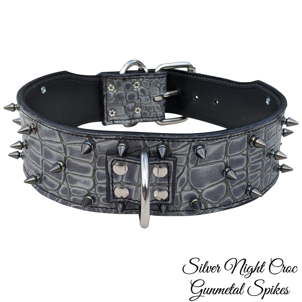 J10 - 2 1/2" Spiked Leather Dog Collar