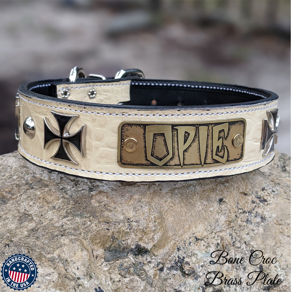 Collar de cuero para perro con placa de identificación personalizada y cruz de hierro de 1,5" de ancho - VN48